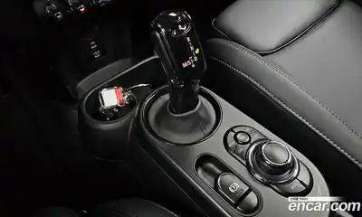 Mini Cooper 2022 2.0 Автомат в Москве № 179275, миниатюра 9