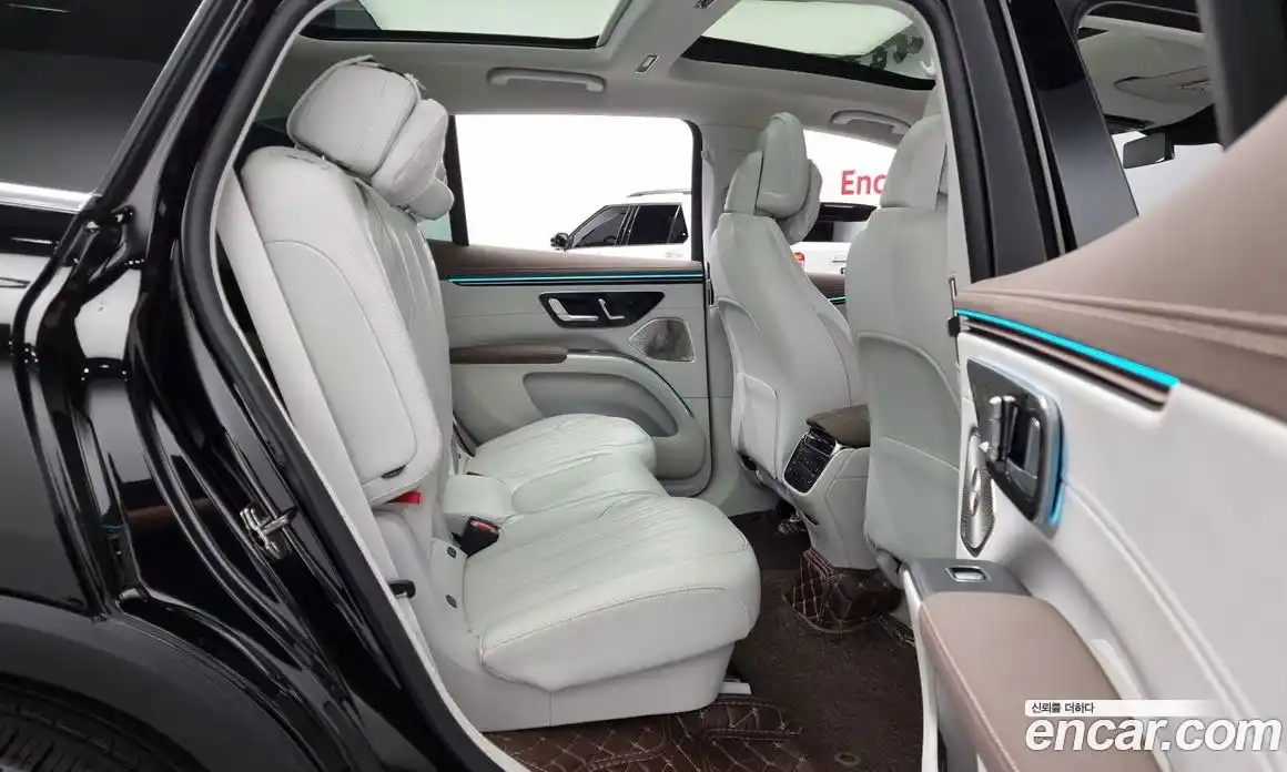 Mercedes-Benz EQS 2023 0.3 Автомат в Москве № 179286, фото 17