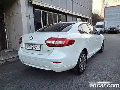 Renault SM3 2015 1.6 Автомат в Москве № 183620, миниатюра 3