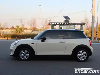 Mini Cooper 2021 1.5 Автомат в Москве № 184211, миниатюра 3
