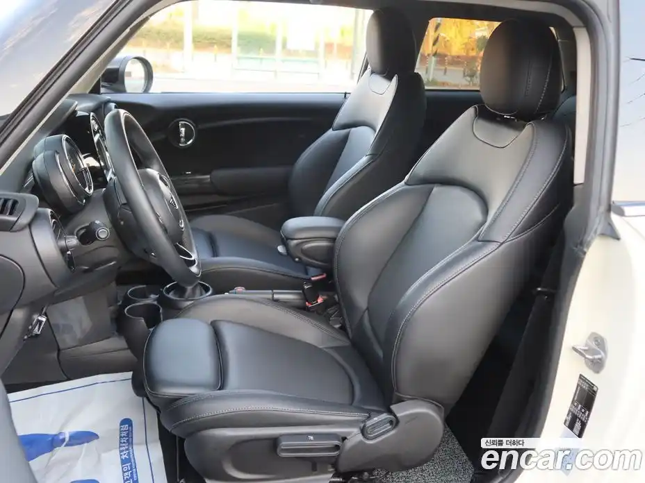 Mini Cooper 2021 1.5 Автомат в Москве № 184211, фото 7