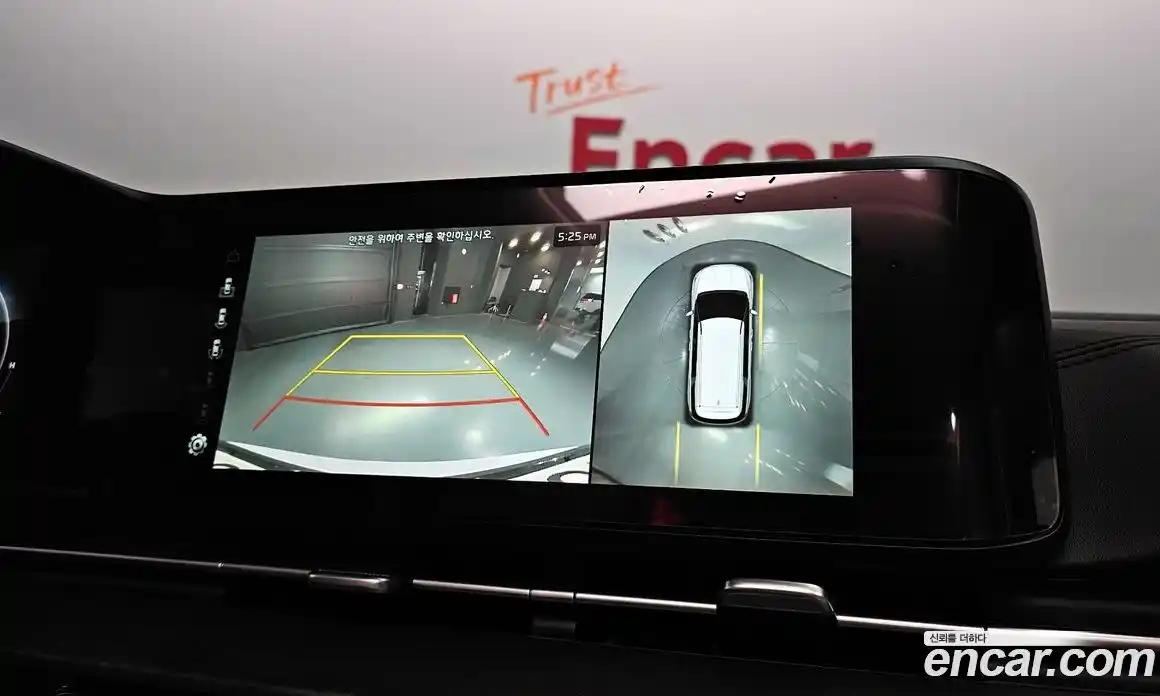 Kia Canival 2023 3.5 Автомат в Москве № 18549, фото 11