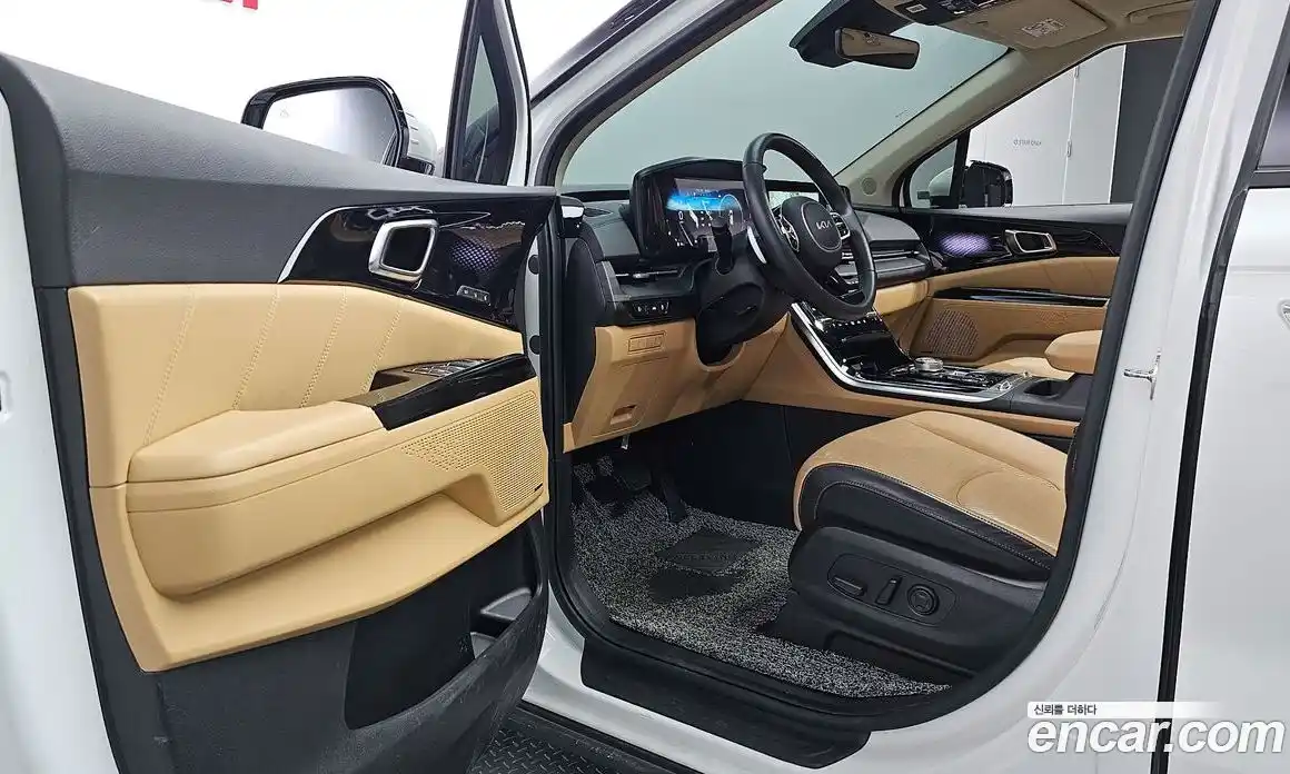 Kia Canival 2023 3.5 Автомат в Москве № 18549, фото 13