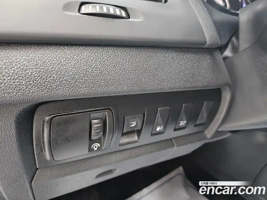 Renault SM3 2018 1.6 Автомат в Москве № 186423, фото 15