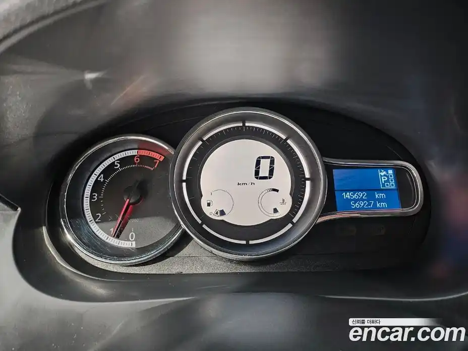 Renault SM3 2018 1.6 Автомат в Москве № 186423, фото 8