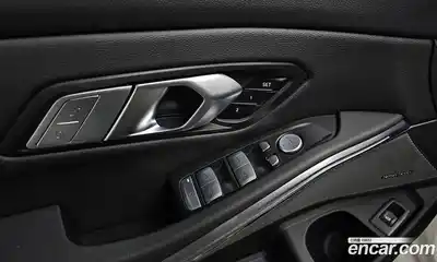 BMW 3-Series 2024 2.0 Автомат в Москве № 187773, миниатюра 4