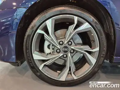 Audi A3 2025 2.0 Автомат в Москве № 188966, миниатюра 5