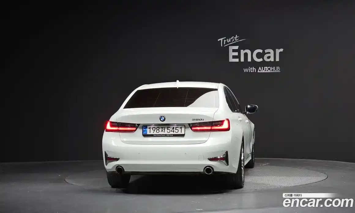 BMW 3-Series 2022 2.0 Автомат в Москве № 191889, фото 4