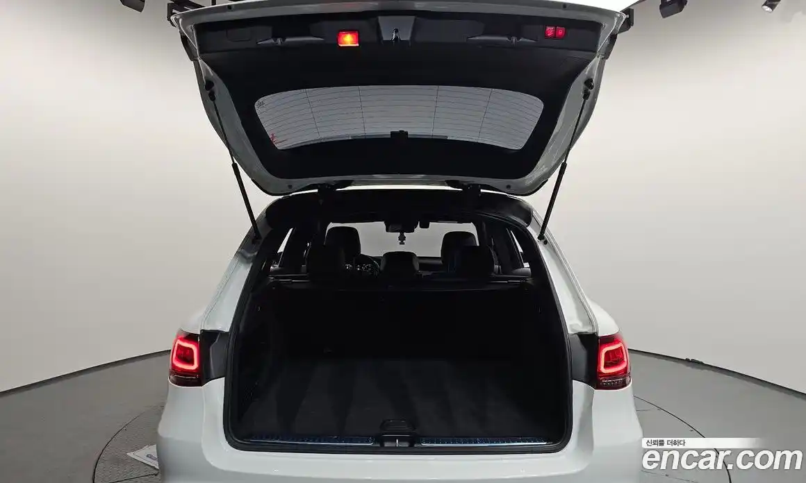 Mercedes-Benz GLC-Class 2022 1.9 Автомат в Москве № 192696, фото 11