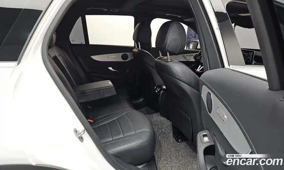 Mercedes-Benz GLC-Class 2022 1.9 Автомат в Москве № 192696, фото 10