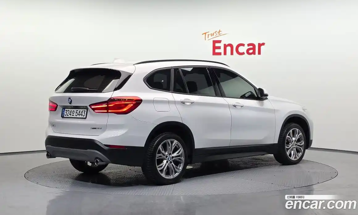 BMW X1 2018 2.0 Автомат в Москве № 192932, фото 15