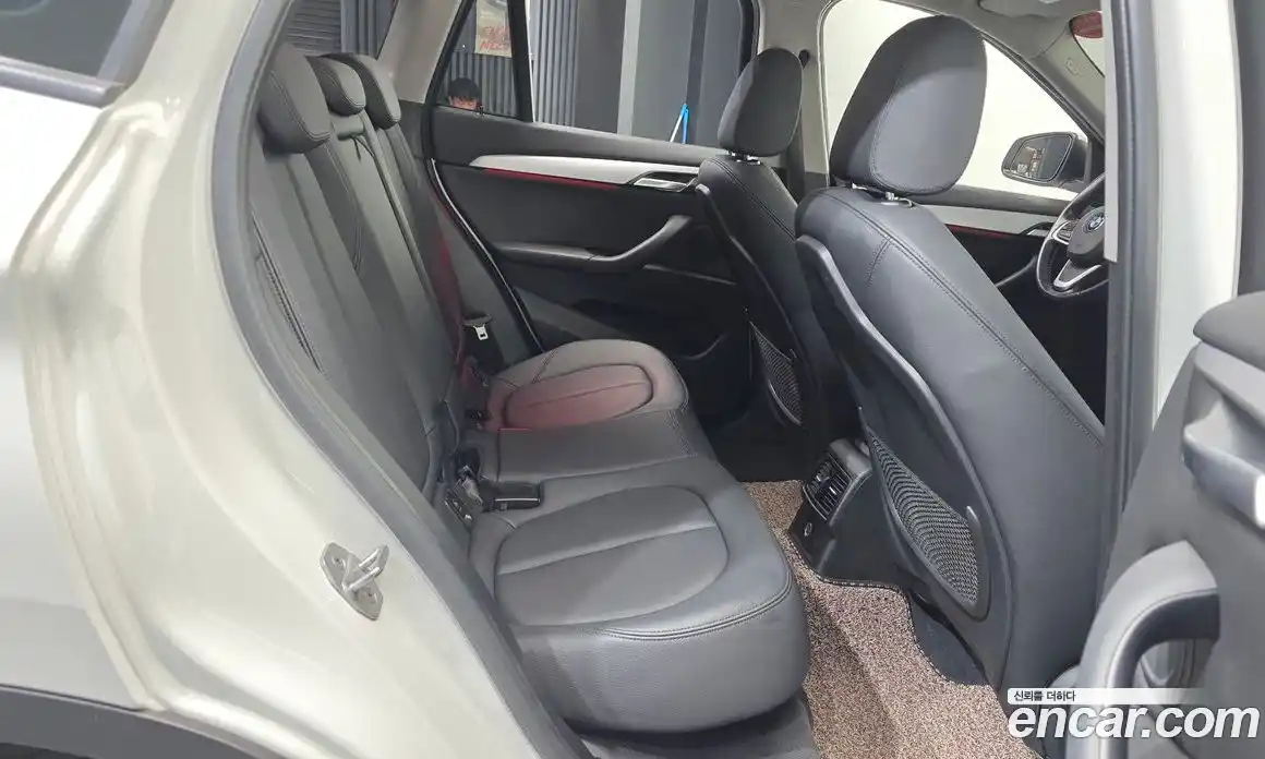 BMW X1 2018 2.0 Автомат в Москве № 192932, фото 10