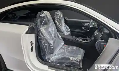 Mercedes-Benz E-Class 2023 3.0 Автомат в Москве № 193607, миниатюра 4