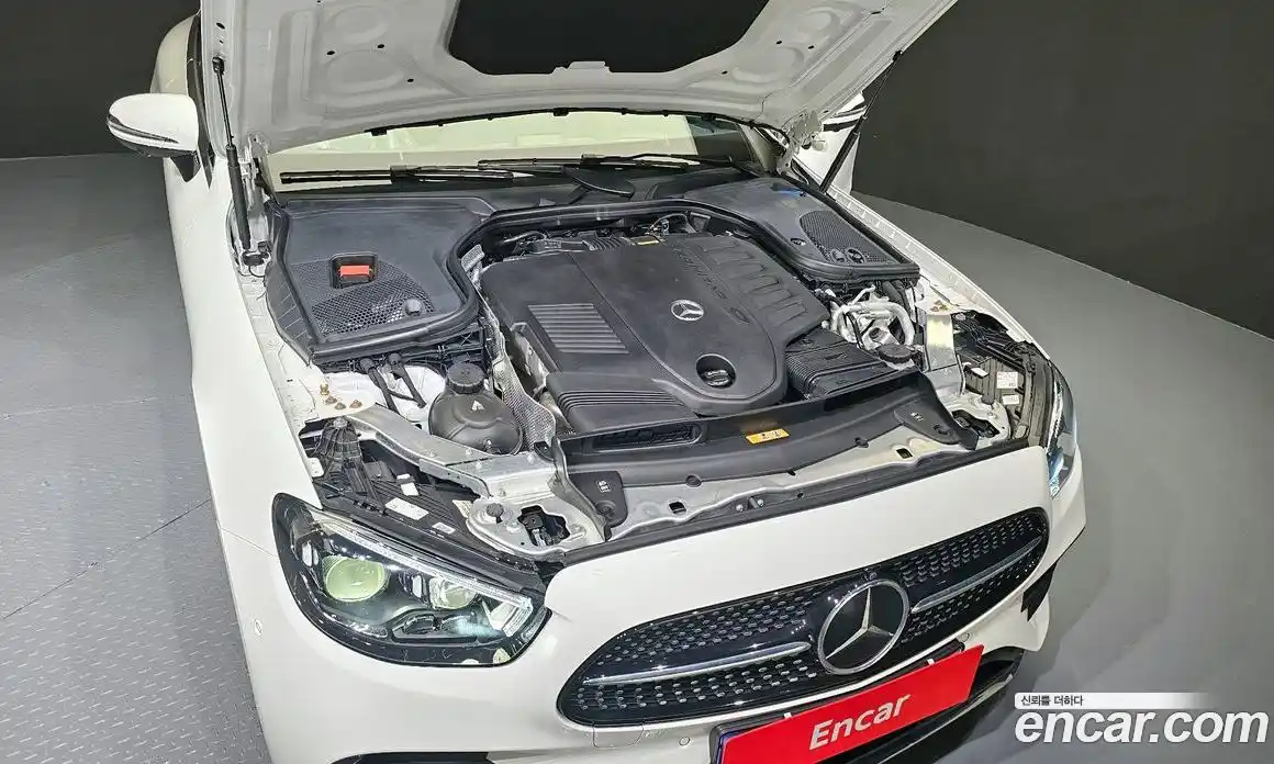 Mercedes-Benz E-Class 2023 3.0 Автомат в Москве № 193607, фото 9