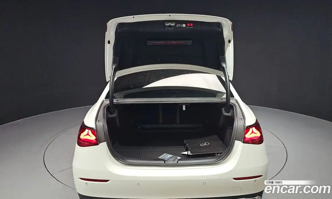 Mercedes-Benz E-Class 2025 2.0 Автомат в Москве № 193691, фото 20