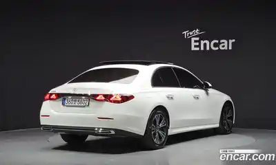 Mercedes-Benz E-Class 2025 2.0 Автомат в Москве № 193691, миниатюра 2