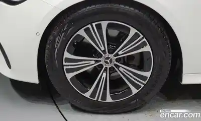 Mercedes-Benz E-Class 2025 2.0 Автомат в Москве № 193691, миниатюра 5