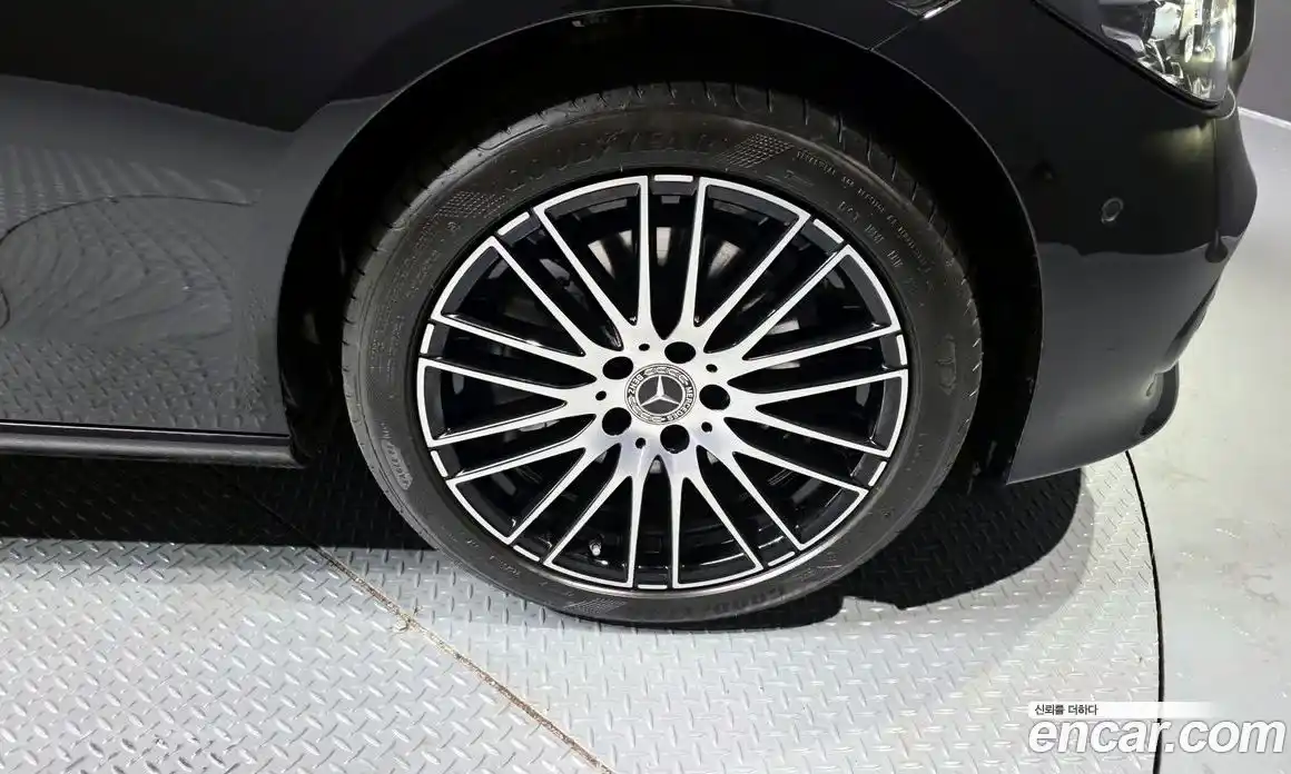 Mercedes-Benz C-Class 2025 2.0 Автомат в Москве № 193698, фото 5