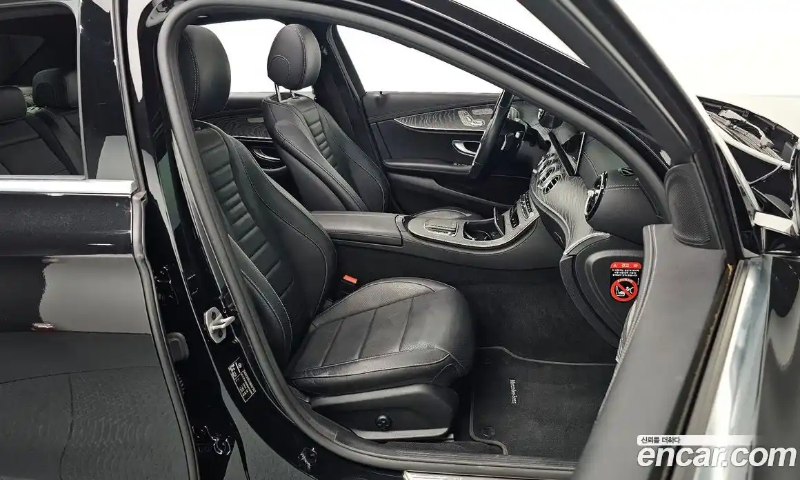 Mercedes-Benz E-Class 2021 2.0 Автомат в Москве № 193999, фото 14