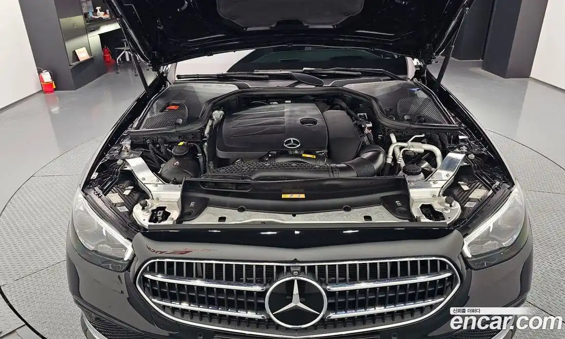 Mercedes-Benz E-Class 2021 2.0 Автомат в Москве № 193999, фото 17