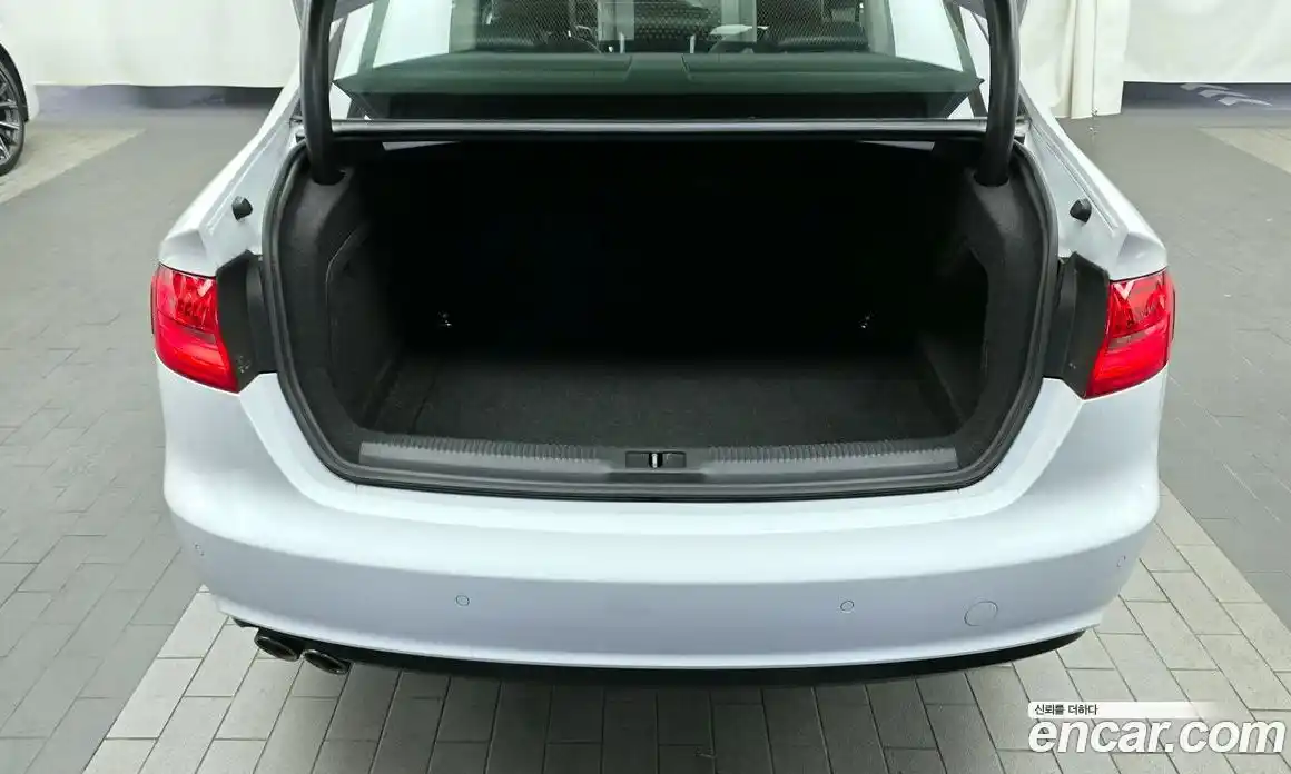 Audi A4 2016 2.0 Автомат в Москве № 194038, фото 9