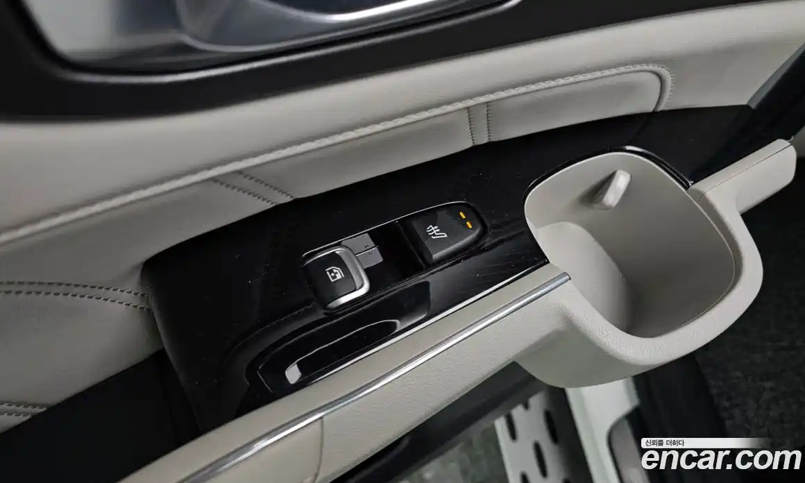 Kia Sorento 2023 1.6 Автомат в Москве № 19427, фото 15