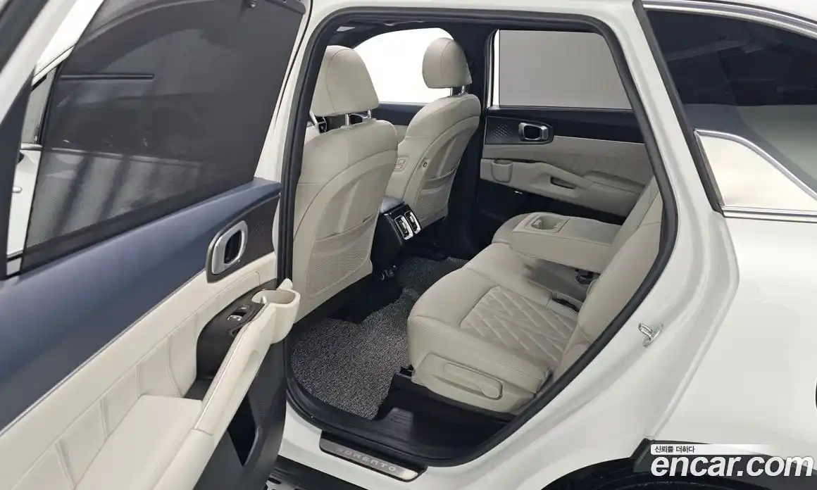 Kia Sorento 2023 1.6 Автомат в Москве № 19427, фото 18