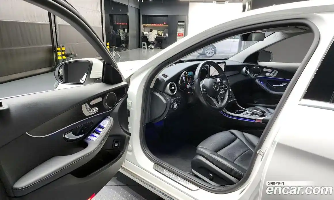 Mercedes-Benz C-Class 2021 1.9 Автомат в Москве № 194486, фото 13