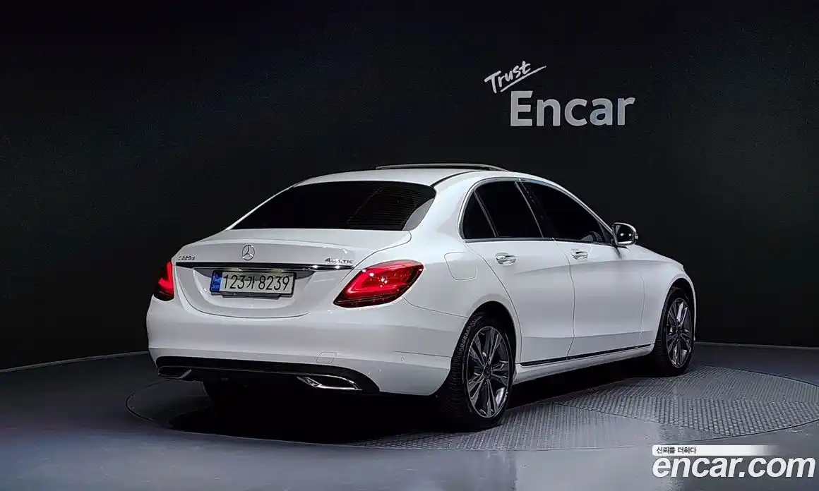 Mercedes-Benz C-Class 2021 1.9 Автомат в Москве № 194486, фото 16