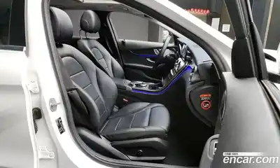 Mercedes-Benz C-Class 2021 1.9 Автомат в Москве № 194486, миниатюра 8