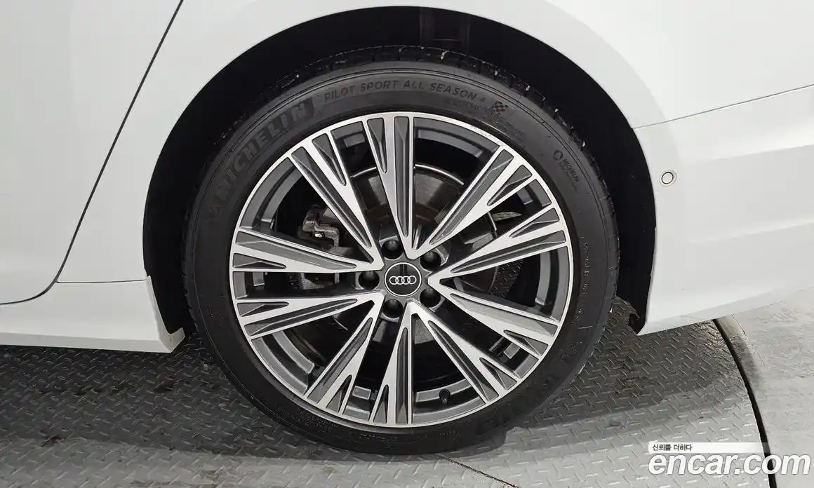 Audi A6 2023 3.0 Автомат в Москве № 196183, фото 19