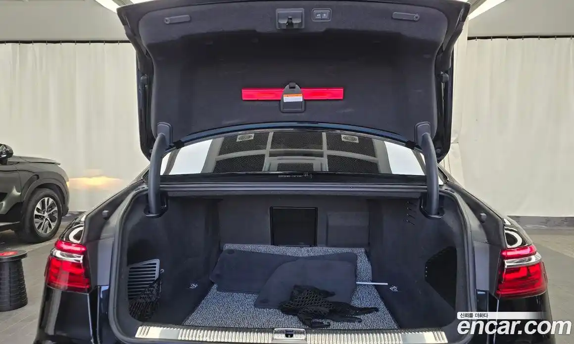 Audi A8 2021 3.0 Автомат в Москве № 196355, фото 20