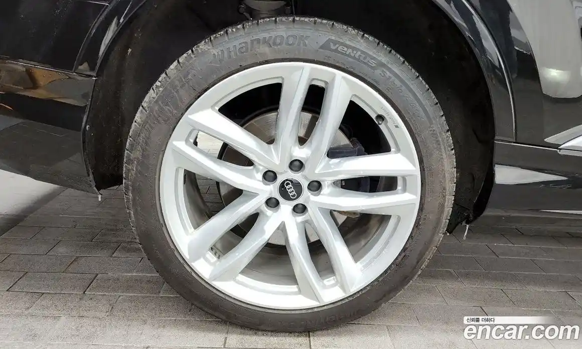 Audi Q7 2023 3.0 Автомат в Москве № 196493, фото 14