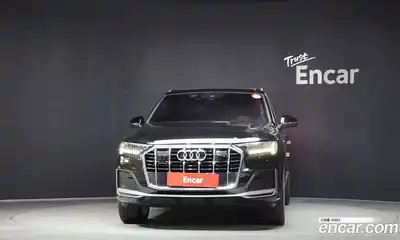 Audi Q7 2023 3.0 Автомат в Москве № 196493, миниатюра 2