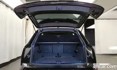 Audi Q7 2023 3.0 Автомат в Москве № 196493, миниатюра 8