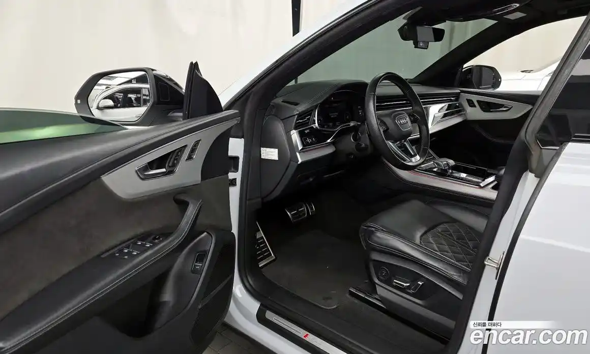 Audi Q8 2021 3.0 Автомат в Москве № 196603, фото 18