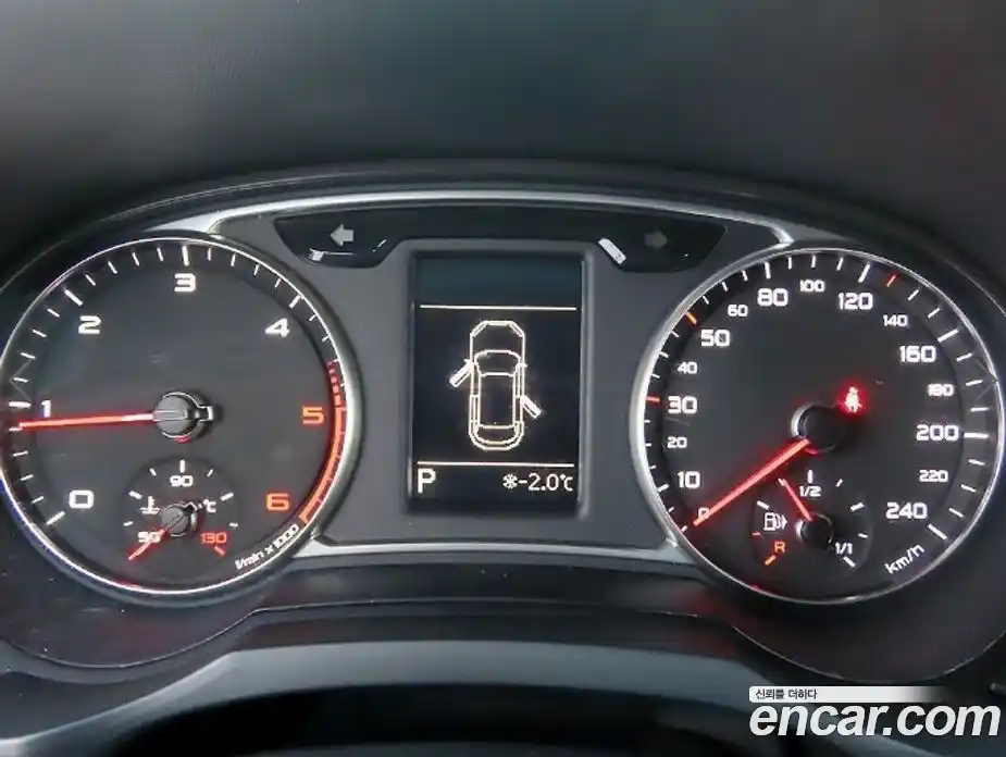 Audi A1 2015 1.6 Автомат в Москве № 196804, фото 9