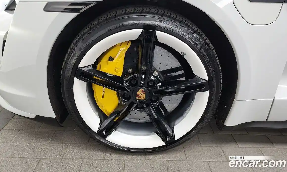 Porsche Taycan 2021 0.1 Автомат в Москве № 197334, фото 15