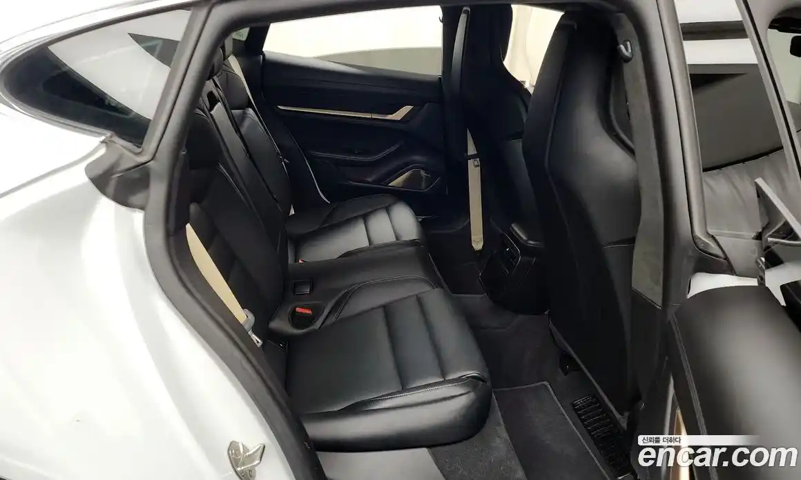 Porsche Taycan 2021 0.1 Автомат в Москве № 197334, фото 18