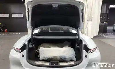 Porsche Taycan 2021 0.1 Автомат в Москве № 197334, миниатюра 10