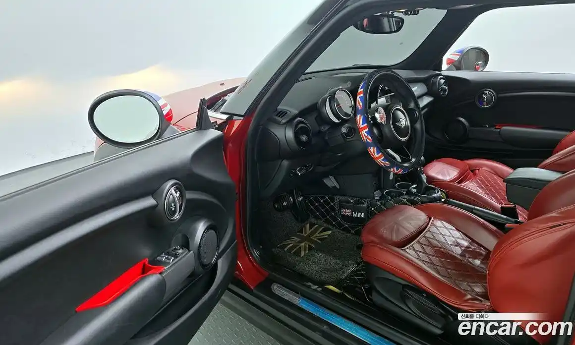 Mini Cooper 2014 1.5 Автомат в Москве № 198326, фото 14