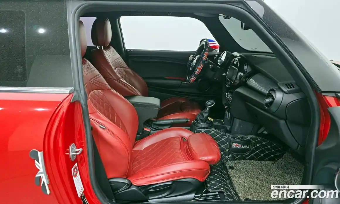 Mini Cooper 2014 1.5 Автомат в Москве № 198326, фото 15