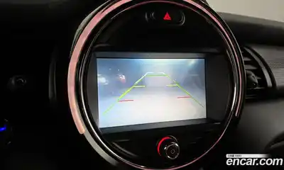 Mini Cooper 2014 1.5 Автомат в Москве № 198326, миниатюра 2