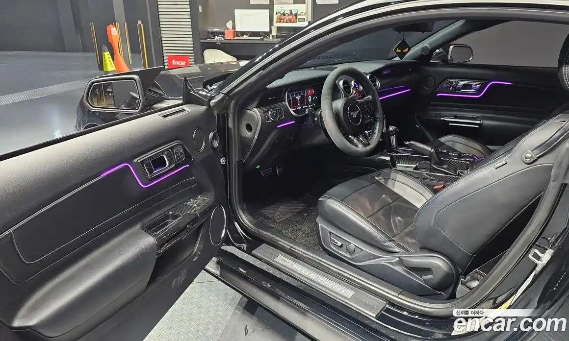 Ford Mustang 2018 2.3 Автомат в Москве № 199807, фото 11