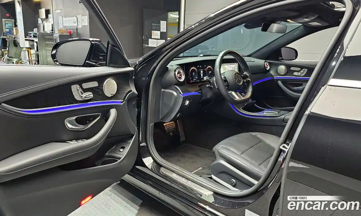 Mercedes-Benz E-Class 2023 1.9 Автомат в Москве № 200510, фото 3