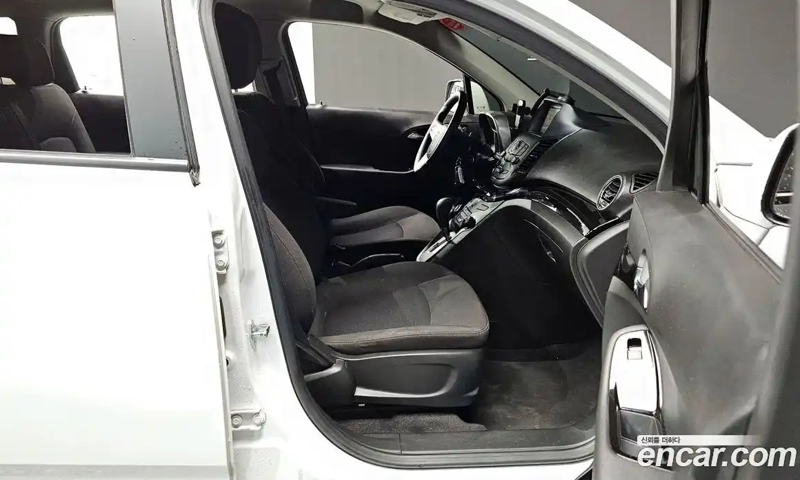 Chevrolet Orlando 2016 2.0 Автомат в Москве № 203032, фото 3