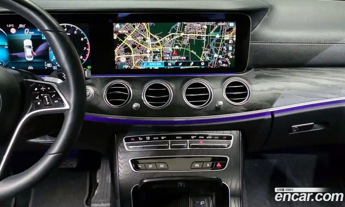 Mercedes-Benz E-Class 2023 2.0 Автомат в Москве № 204227, фото 14