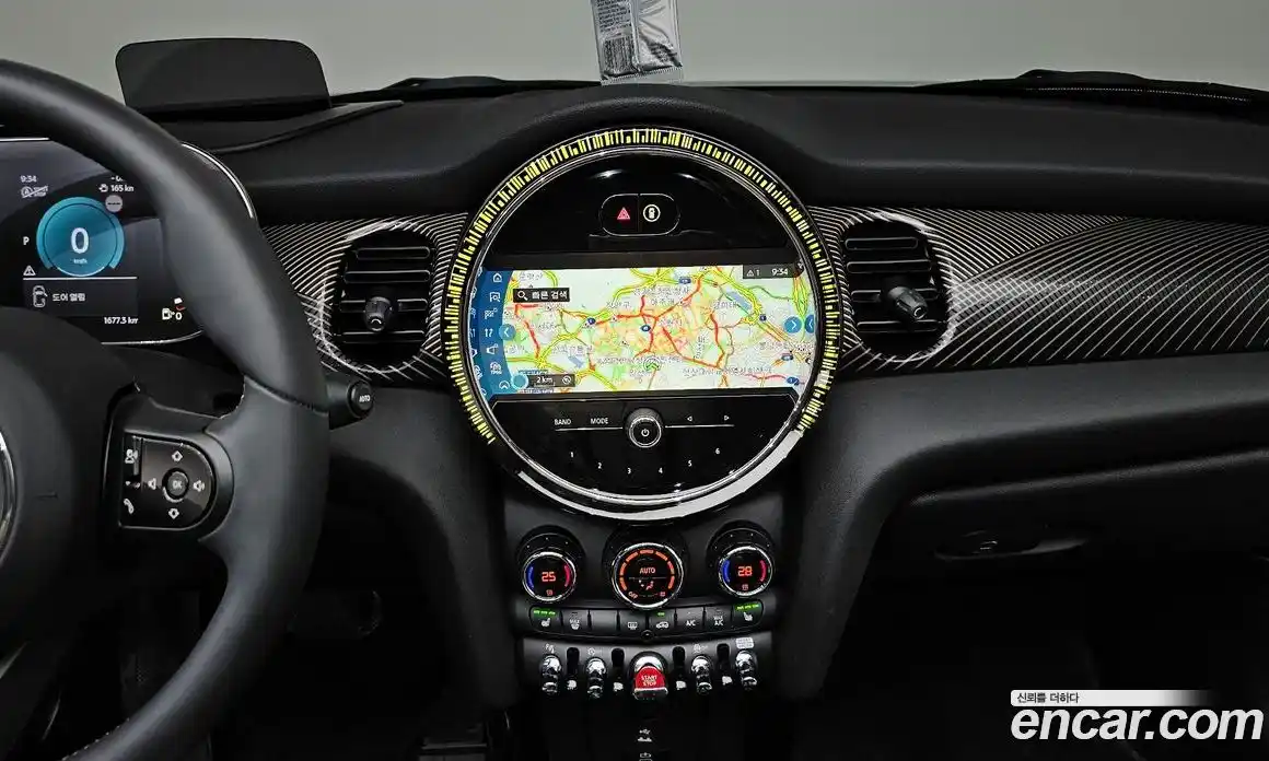 Mini Cooper Convertible 2024 2.0 Автомат в Москве № 204649, фото 6