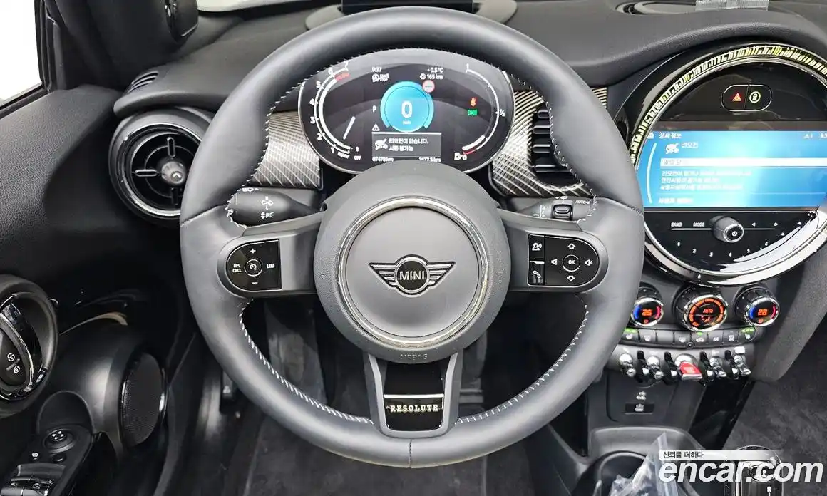 Mini Cooper Convertible 2024 2.0 Автомат в Москве № 204649, фото 9