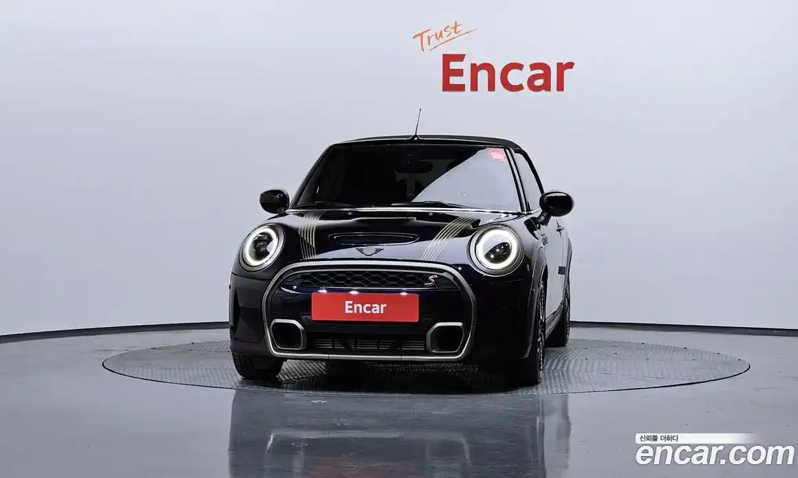 Mini Cooper Convertible 2024 2.0 Автомат в Москве № 204649, фото 10